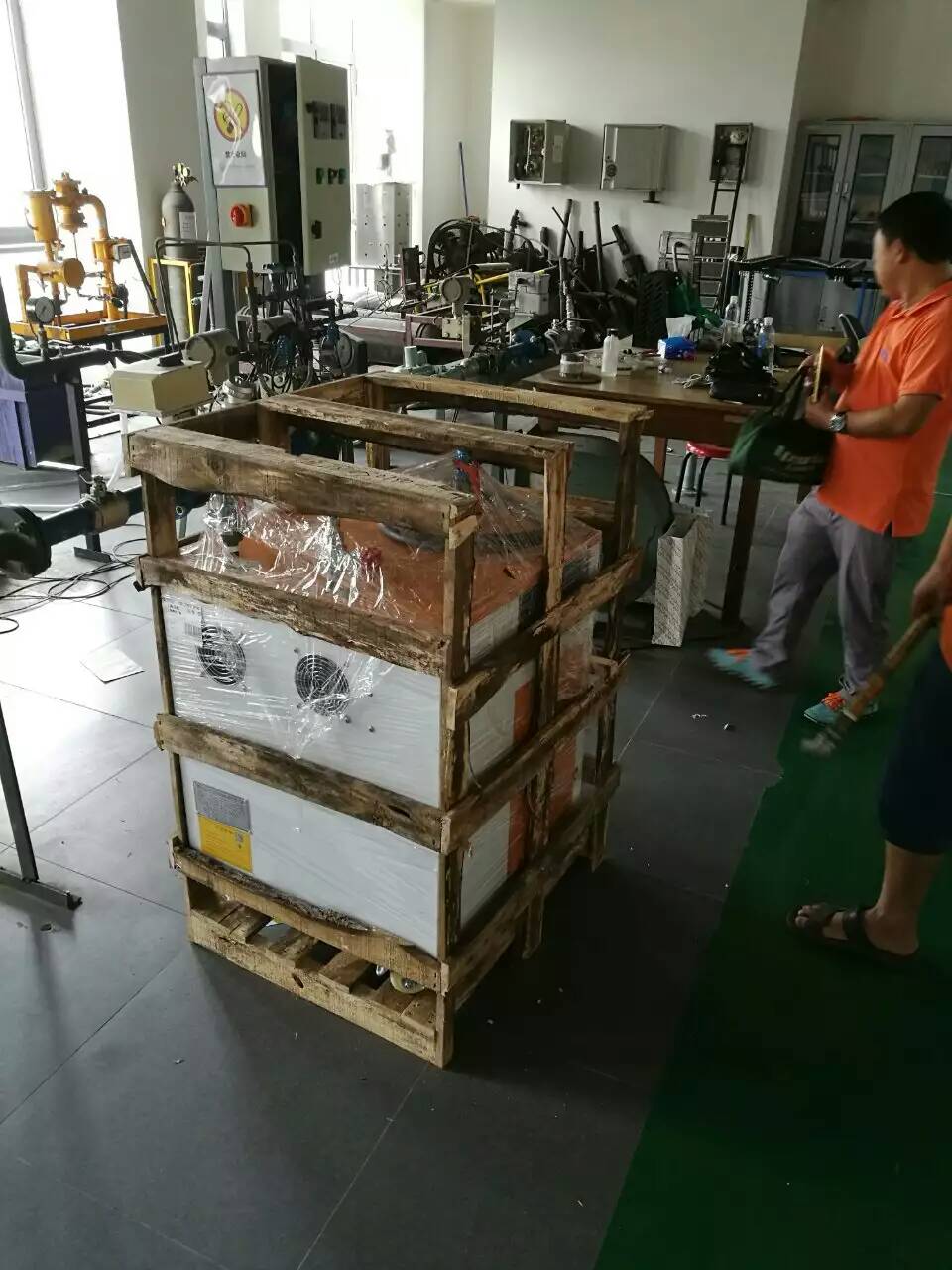 科學實驗用蒸汽發(fā)生器