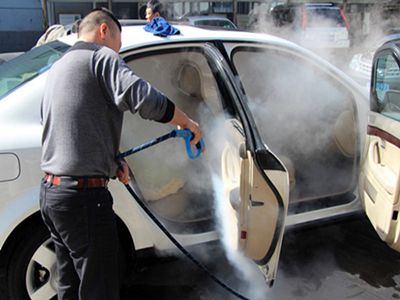 蒸汽洗車機(jī)洗車不僅便捷又高效,，還能消毒殺菌守護(hù)家人健康