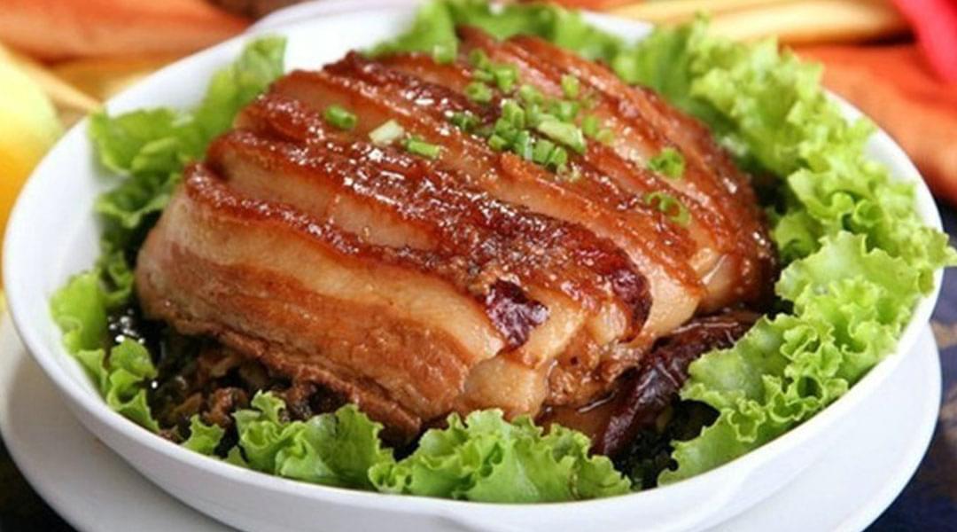 湖南行諾貝思燃氣蒸汽發(fā)生器配套夾層鍋生產(chǎn)梅菜扣肉案例